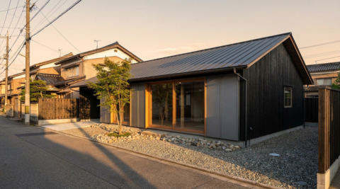 上荒屋の家